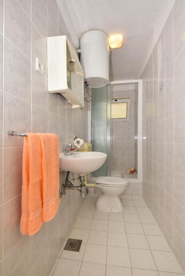Apartmani Mira Sumic Подгора Екстер'єр фото